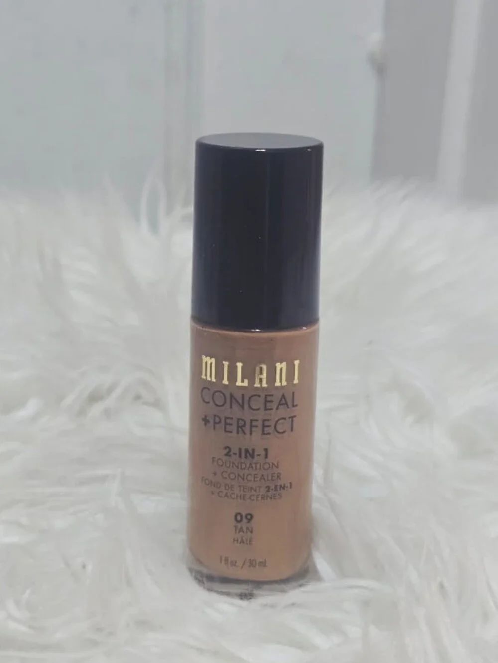 Milani Conceal + Perfect 2-in-1 Foundation + Concealer in the shade 09 Tan.